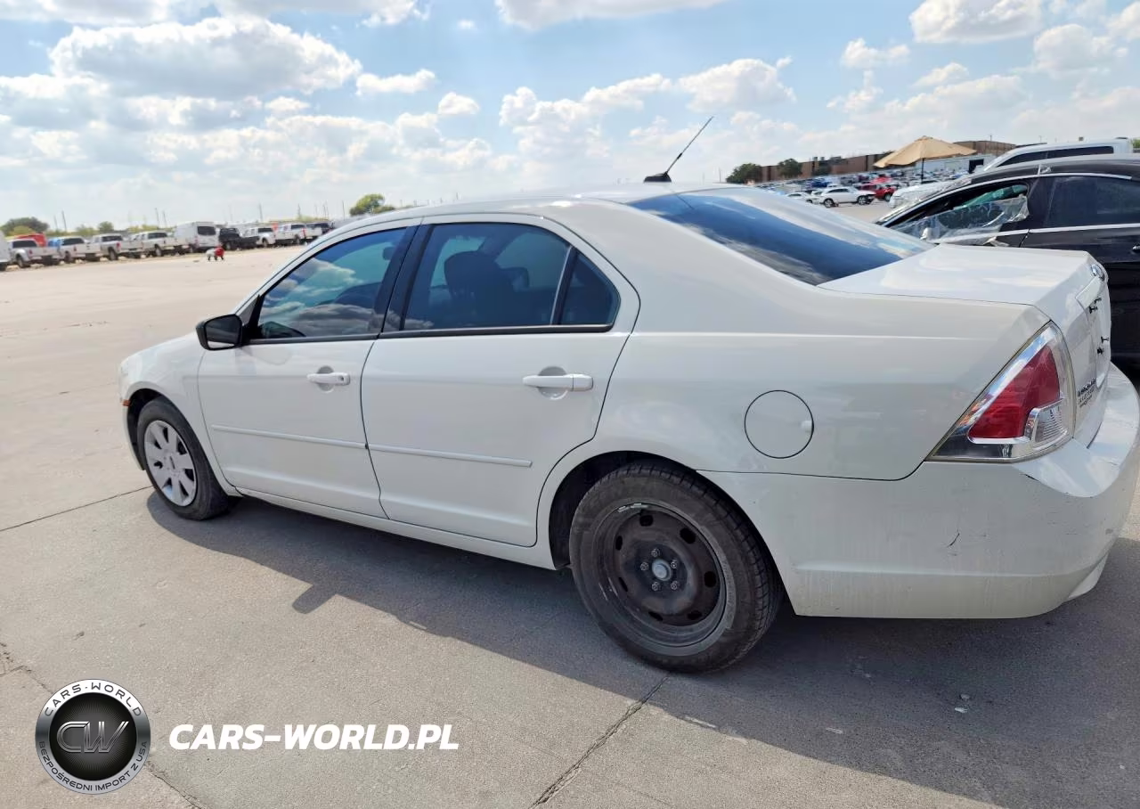 2009 Ford Fusion S VIN:3FAHP06ZX9R219815 - 2