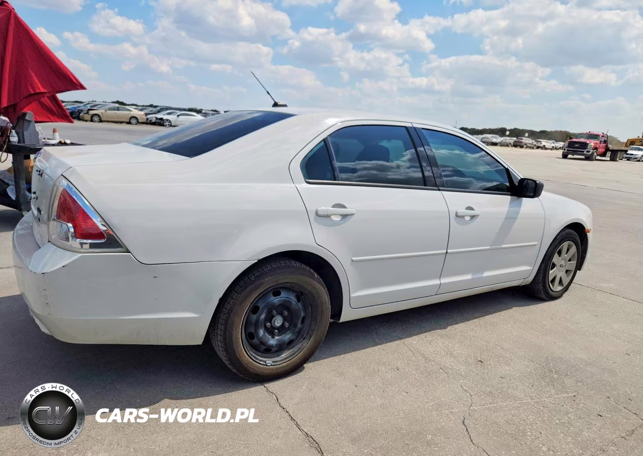 2009 Ford Fusion S VIN:3FAHP06ZX9R219815 - 3