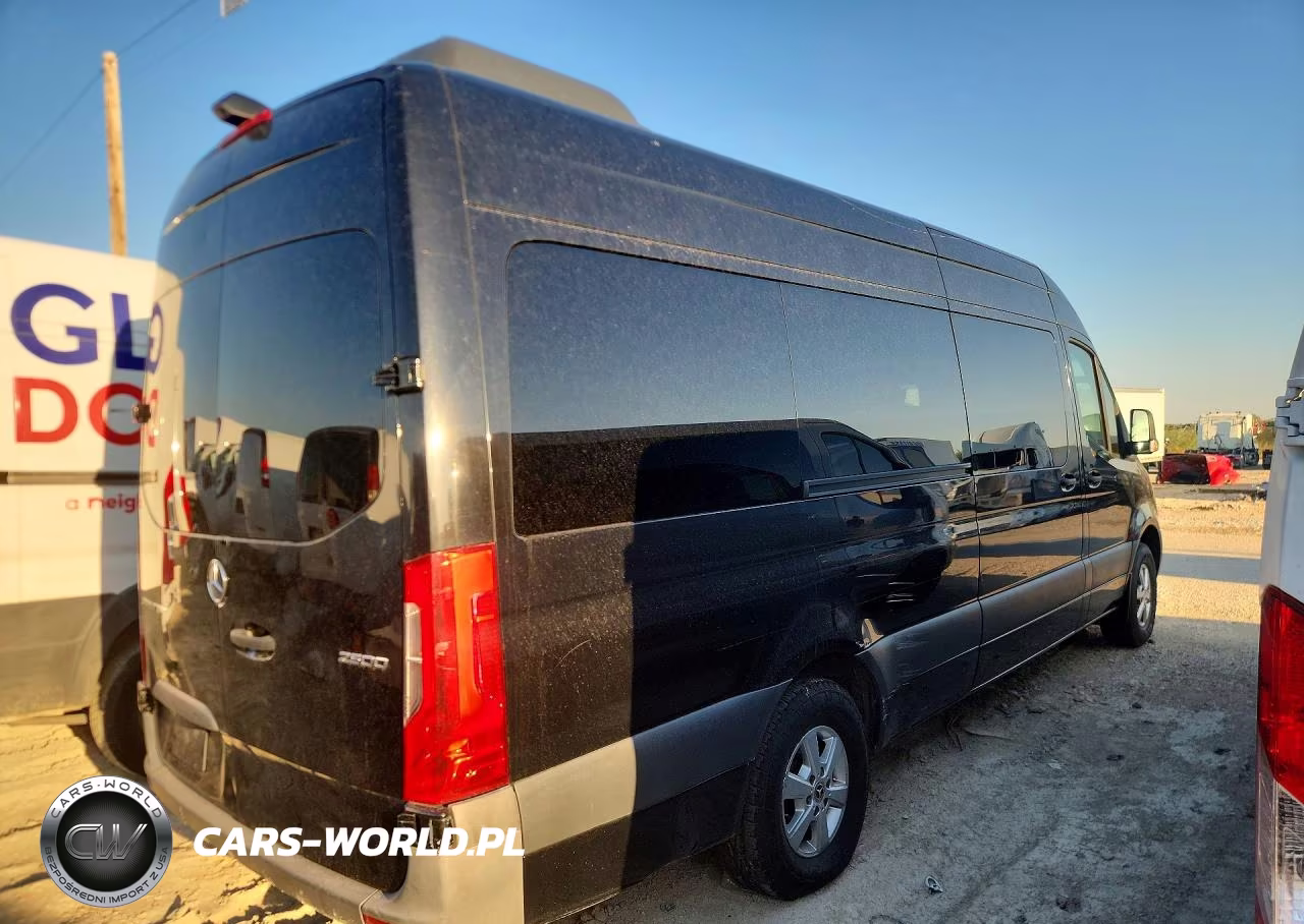 2020 Mercedes-Benz Sprinter 2500 VIN:W1Z4EGHY0LT026646 - 3