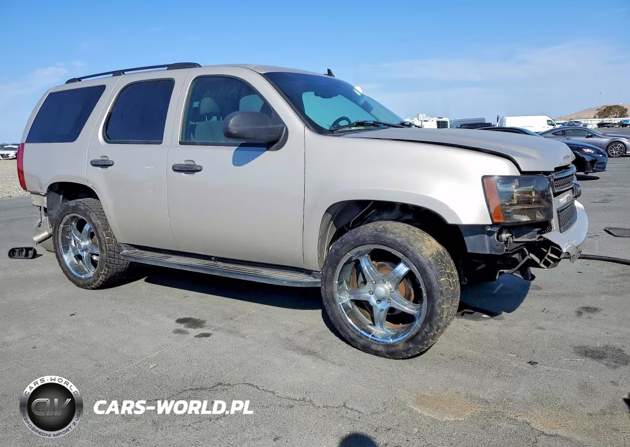 2007 Chevrolet Tahoe C1500 VIN:1GNFC13C77J405815 - 4