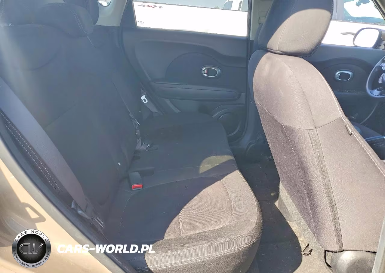 2015 Kia Soul Base VIN:KNDJN2A20F7122472 - 11