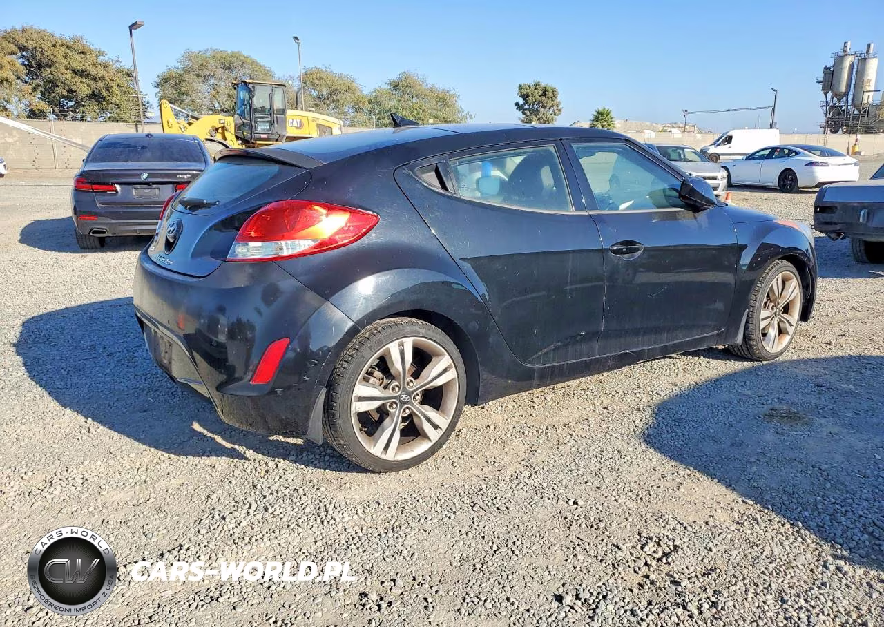 2012 Hyundai Veloster Base VIN:KMHTC6AD7CU059953 - 3