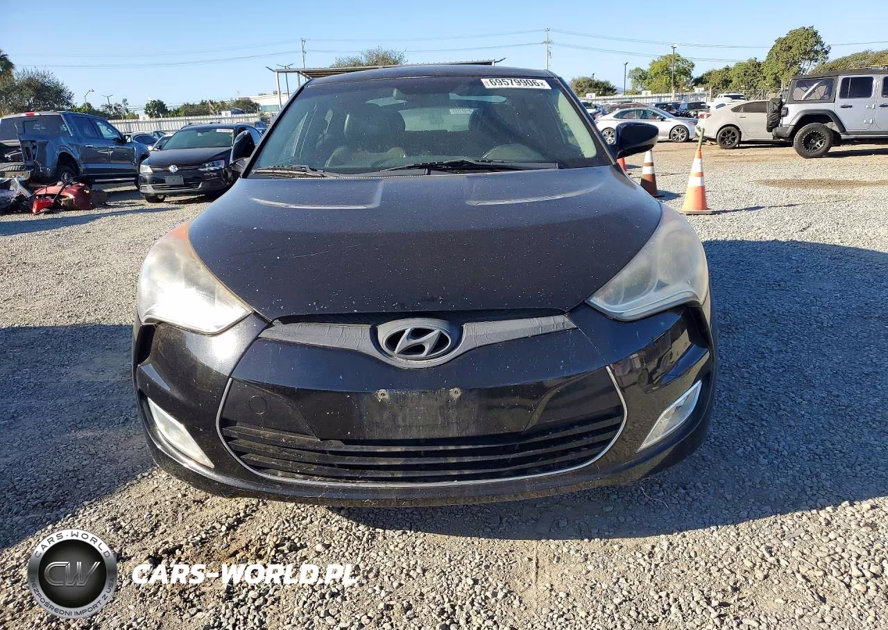 2012 Hyundai Veloster Base VIN:KMHTC6AD7CU059953 - 5