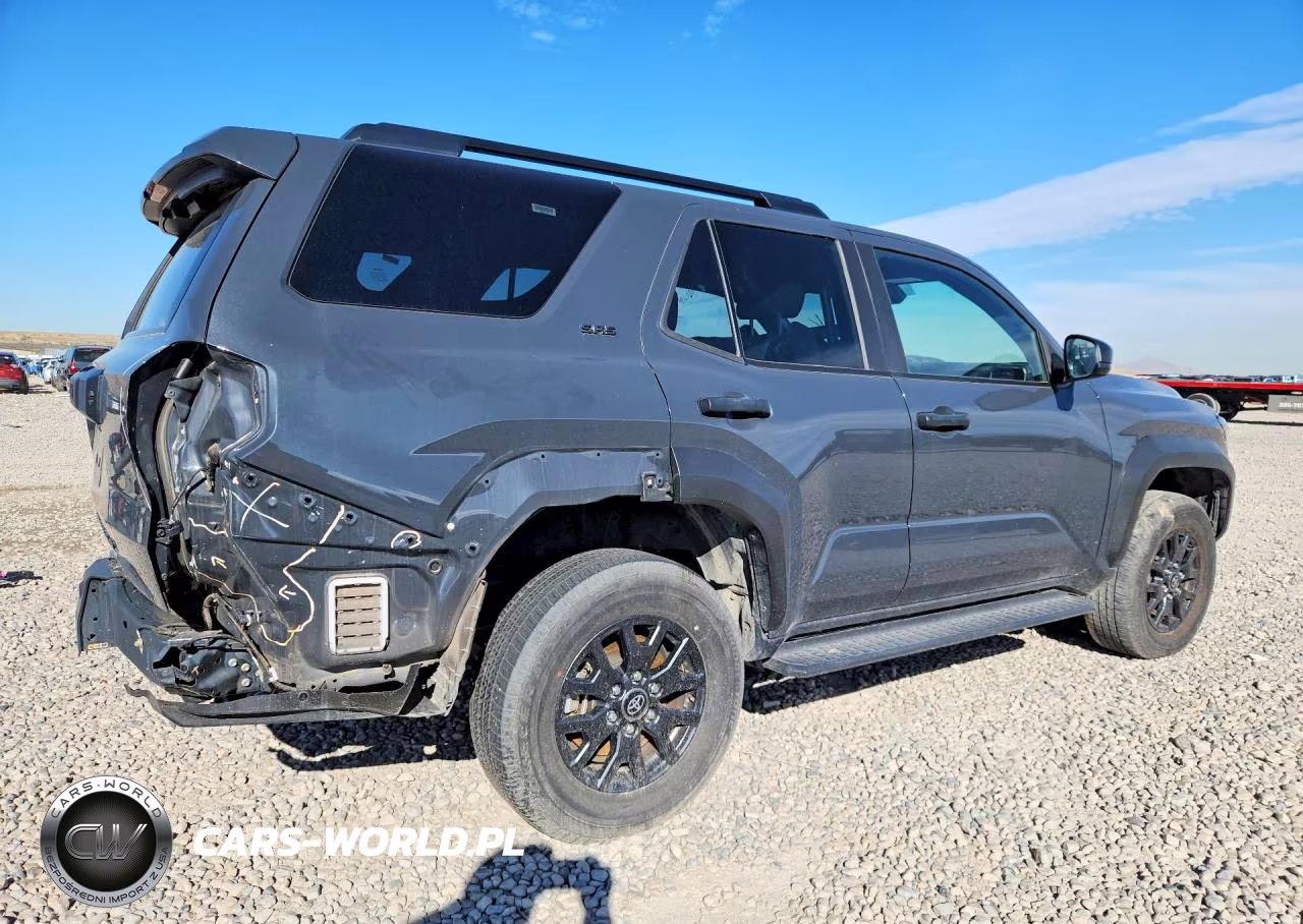2025 Toyota 4Runner Sr5 VIN:JTEVA5BR9S5025623 - 3