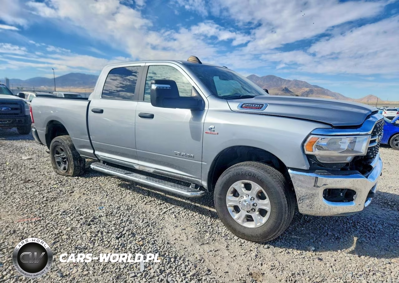 2024 Ram 2500 Big Horn VIN:3C6UR5DL8RG303018 - 4