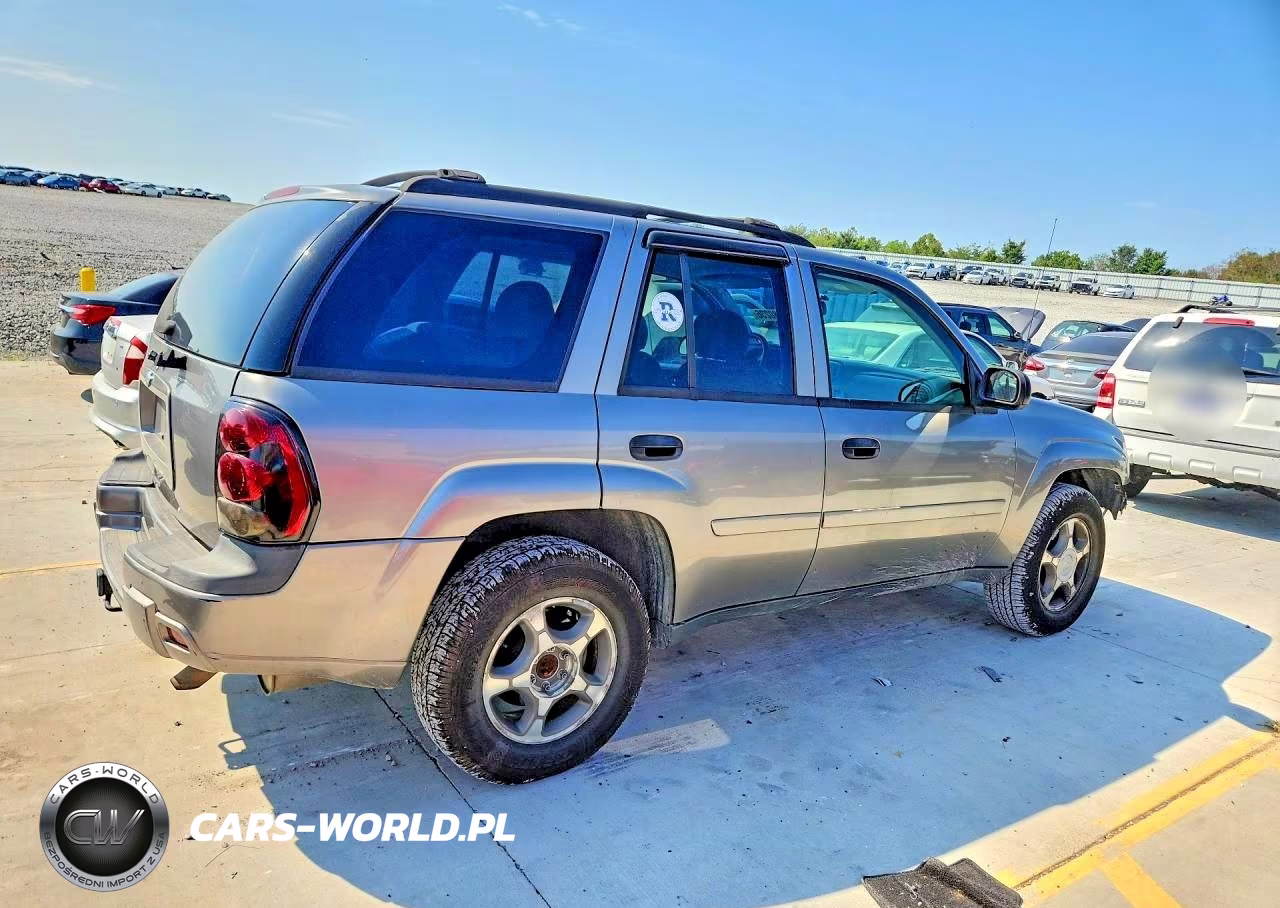 2007 Chevrolet Trailblazer Ls VIN:1GNDS13S172232725 - 3