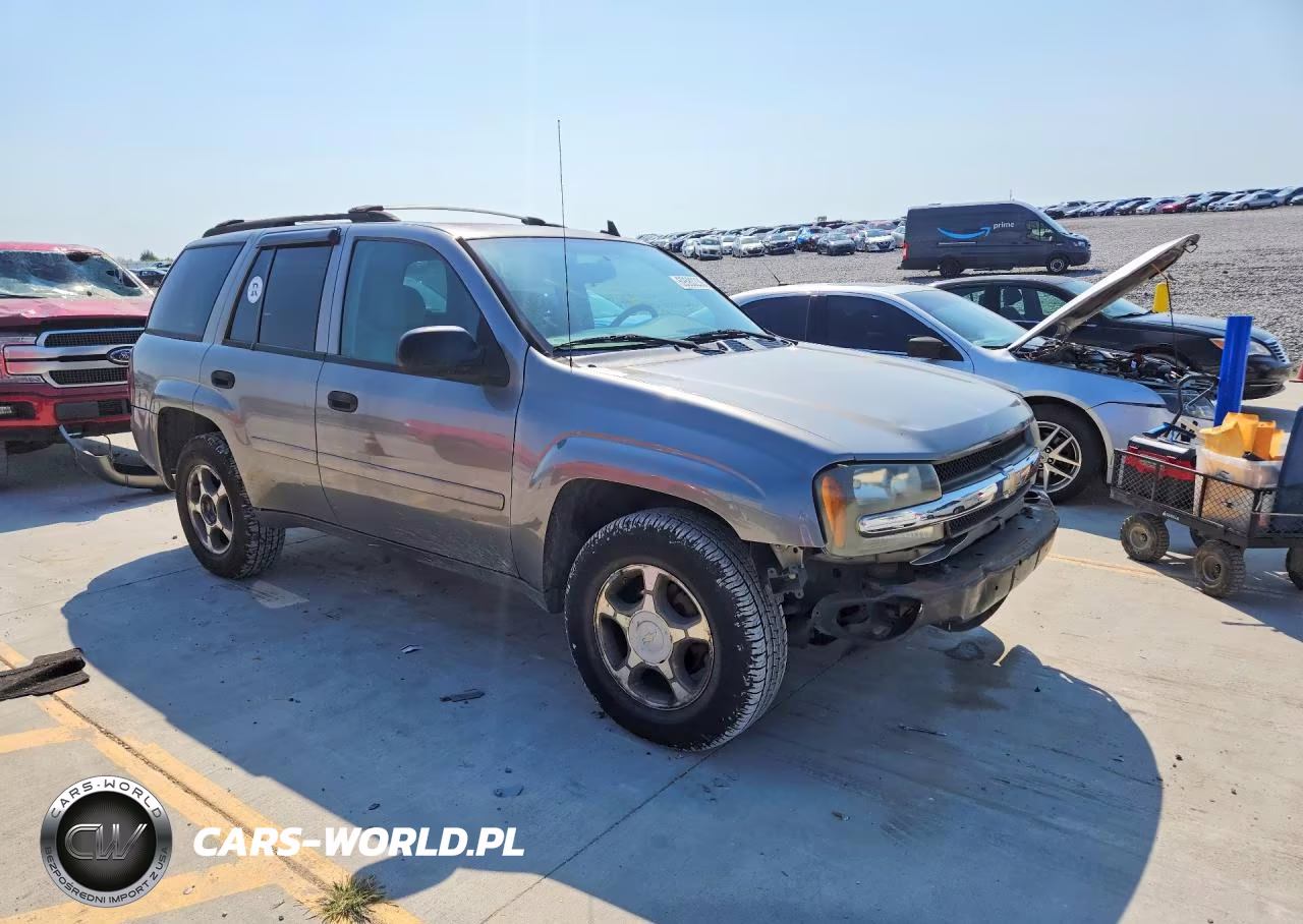 2007 Chevrolet Trailblazer Ls VIN:1GNDS13S172232725 - 4