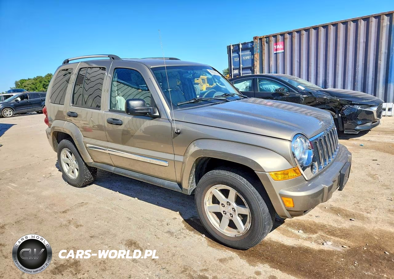 2005 Jeep Liberty Limited VIN:1J4GL58K85W590505 - 4