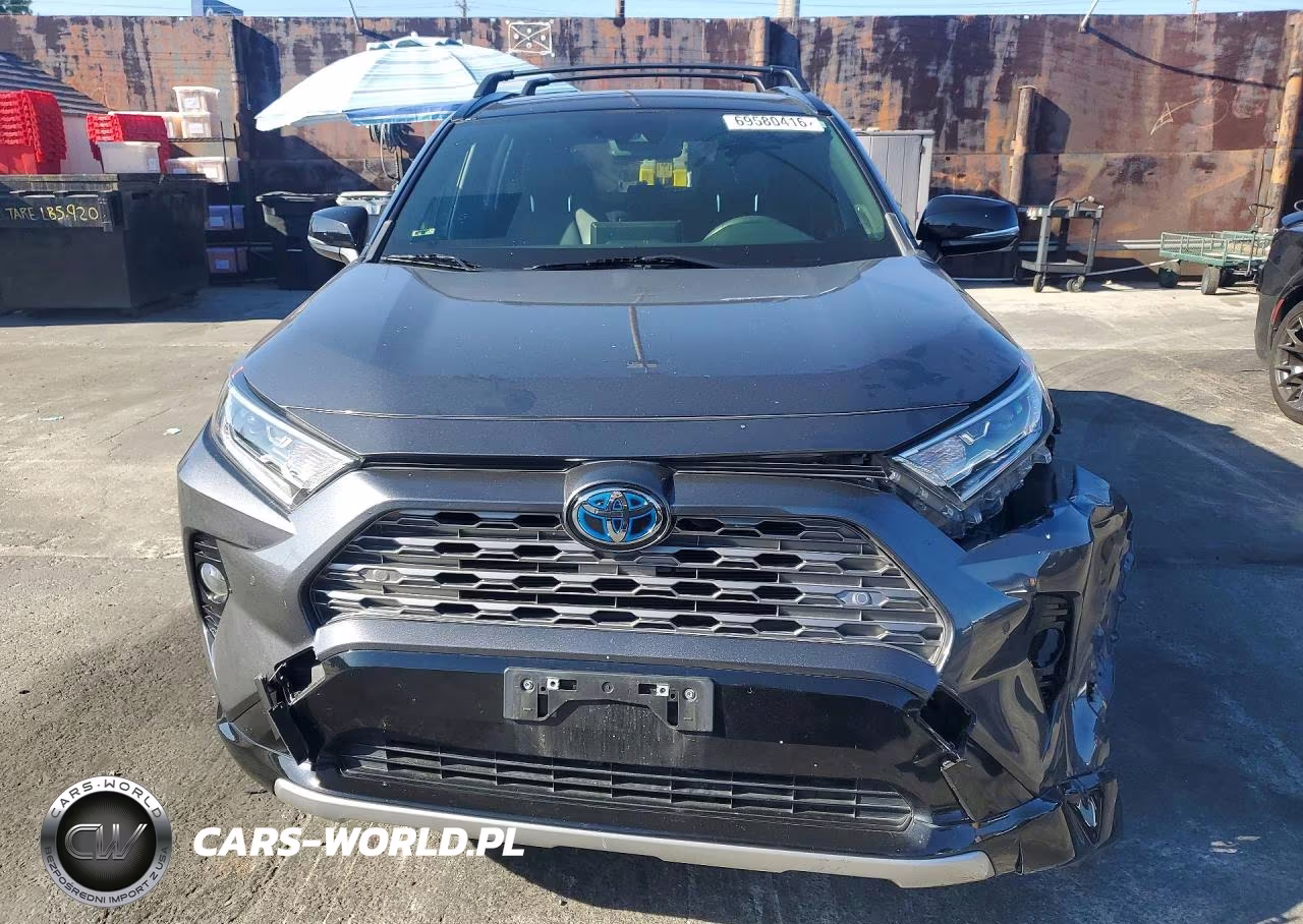 2020 Toyota Rav4 Xse VIN:JTMEWRFV8LD531732 - 5