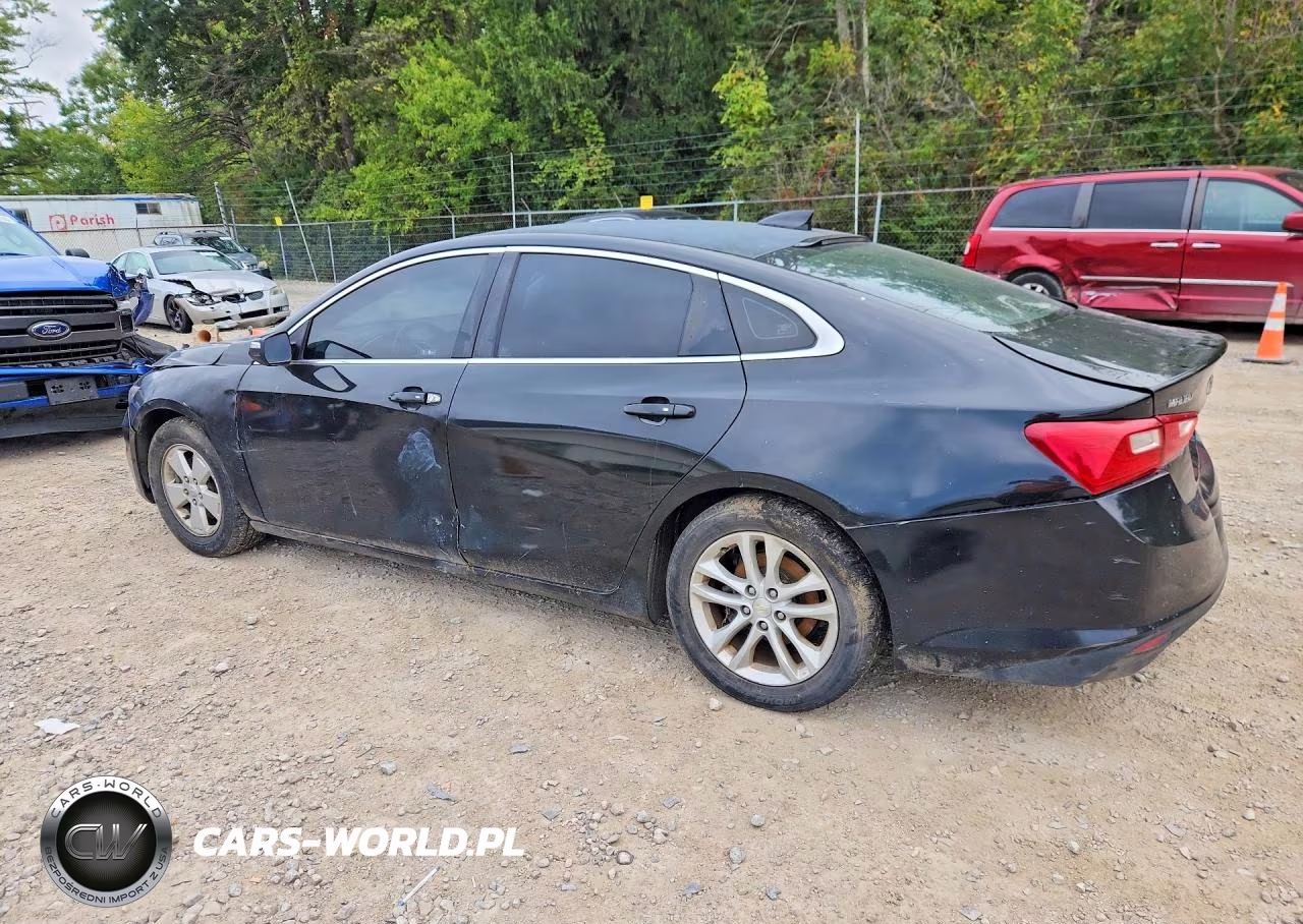 2016 Chevrolet Malibu Lt VIN:1G1ZE5ST1GF303933 - 2