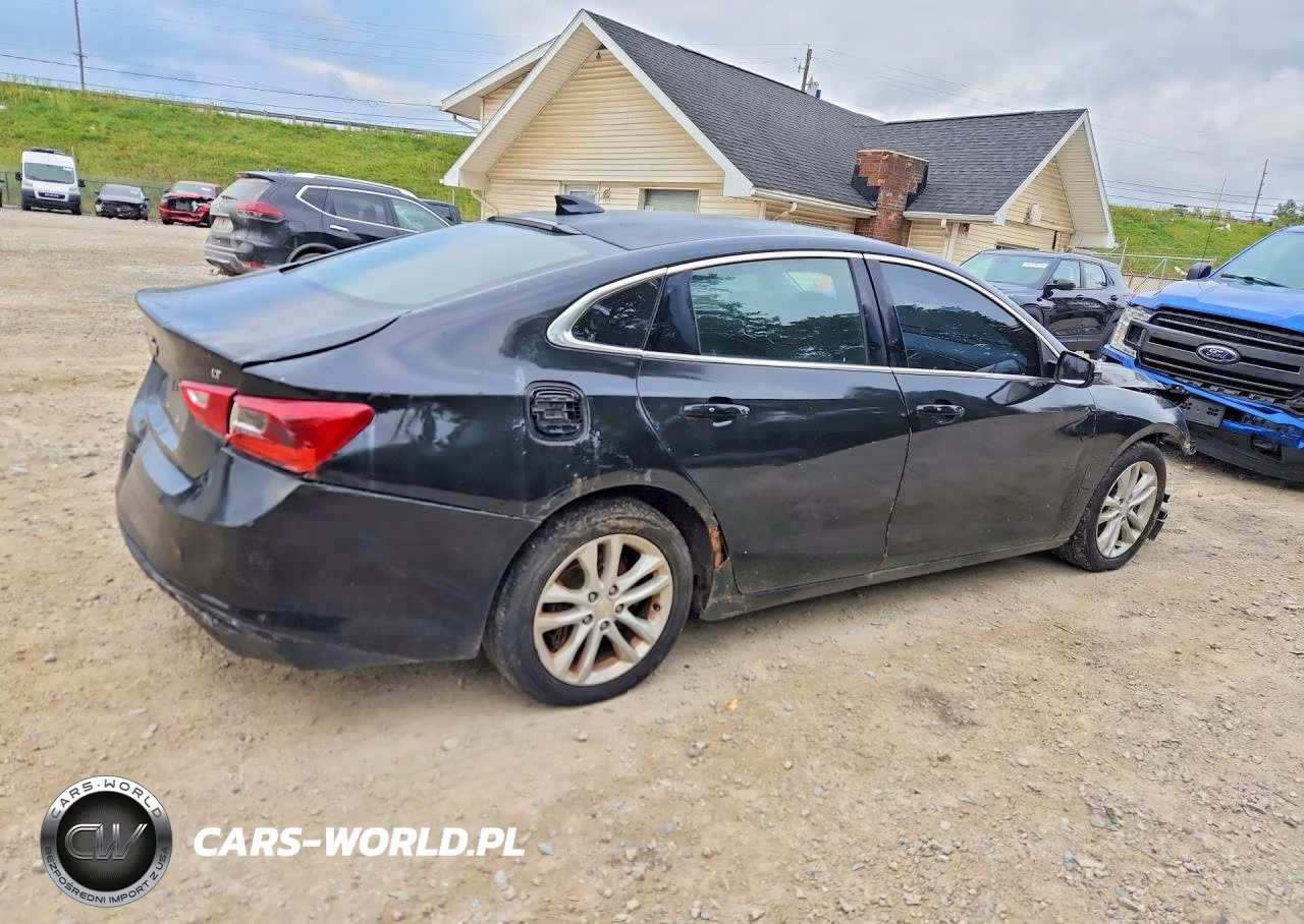 2016 Chevrolet Malibu Lt VIN:1G1ZE5ST1GF303933 - 3