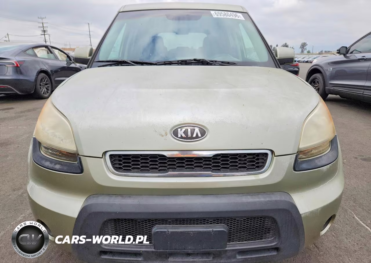 2010 Kia Soul + VIN:KNDJT2A25A7094909 - 5