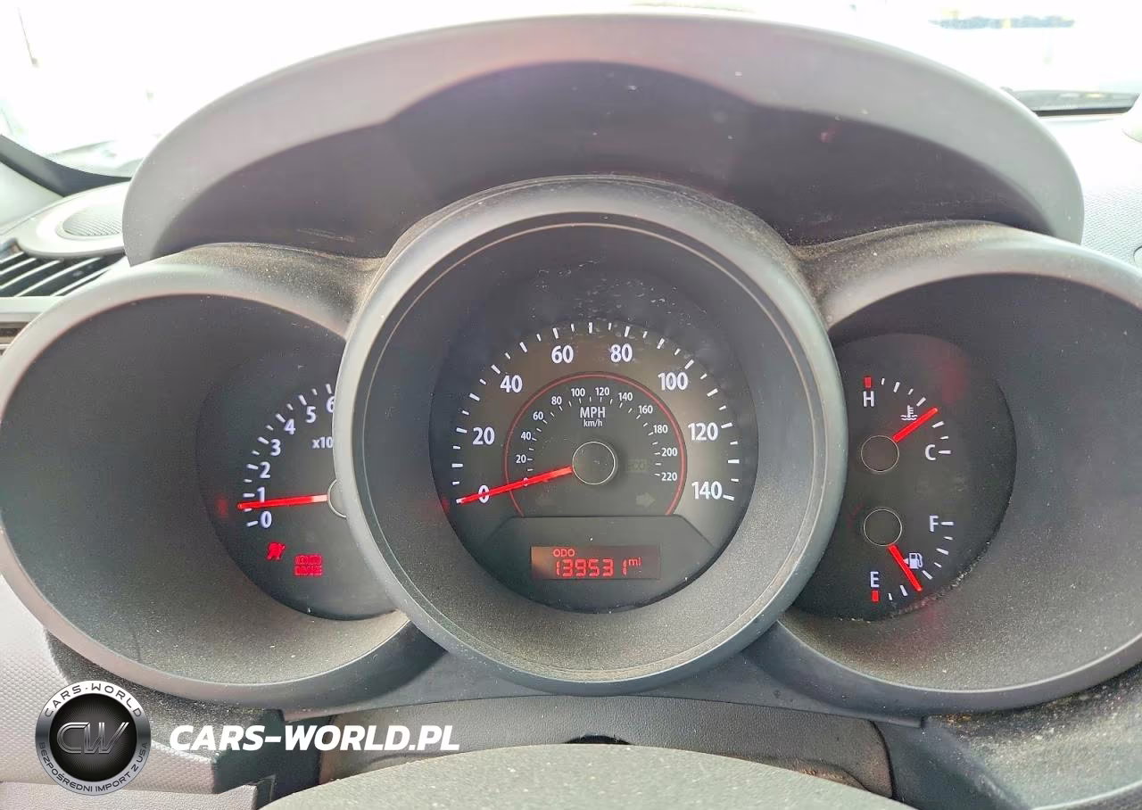 2010 Kia Soul + VIN:KNDJT2A25A7094909 - 9