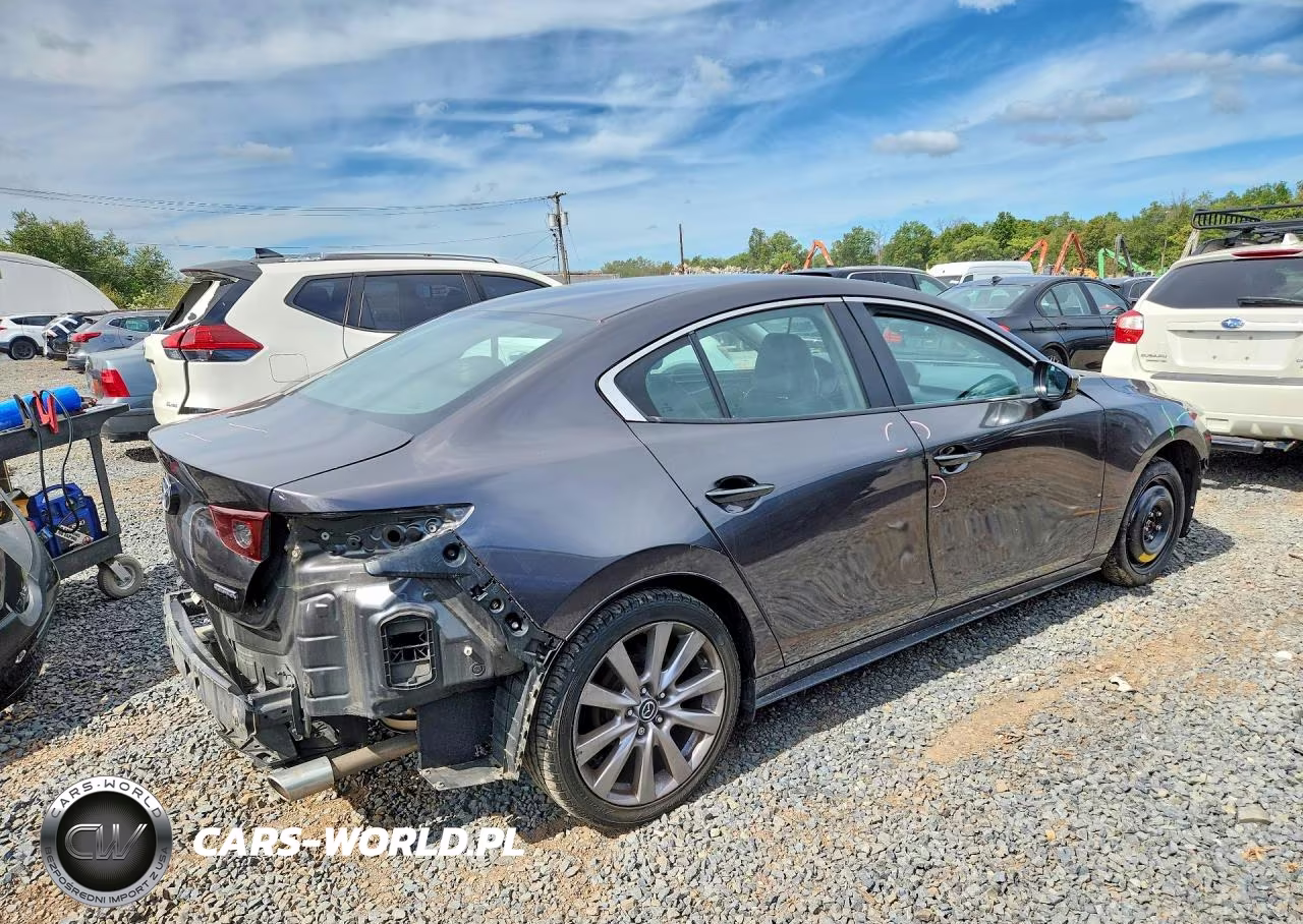 2021 Mazda 3 Preferred VIN:3MZBPACLXMM251723 - 3