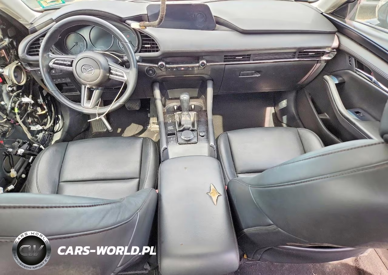 2021 Mazda 3 Preferred VIN:3MZBPACLXMM251723 - 8