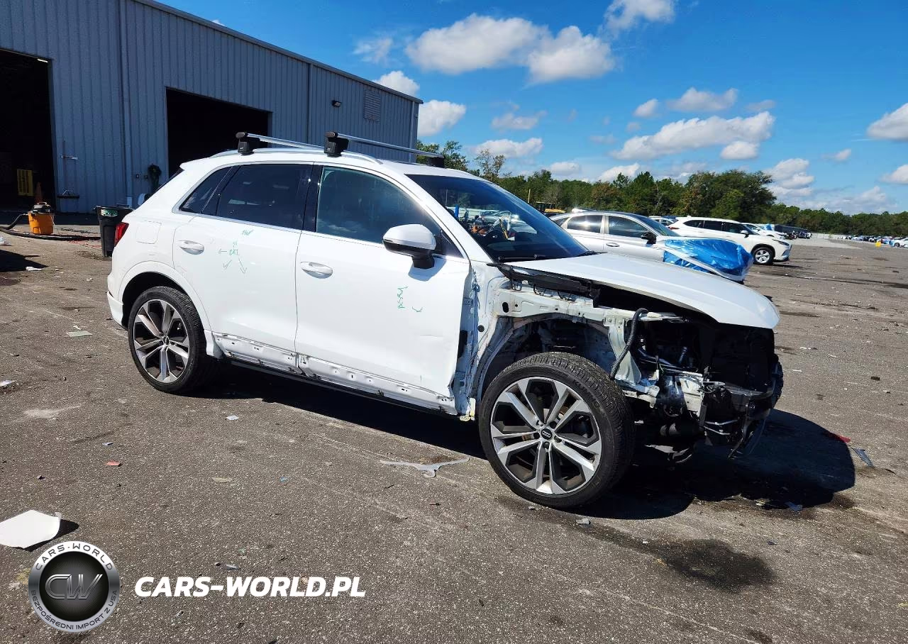 2020 Audi Q3 Premium Plus S-Line VIN:WA1EECF39L1093250 - 4