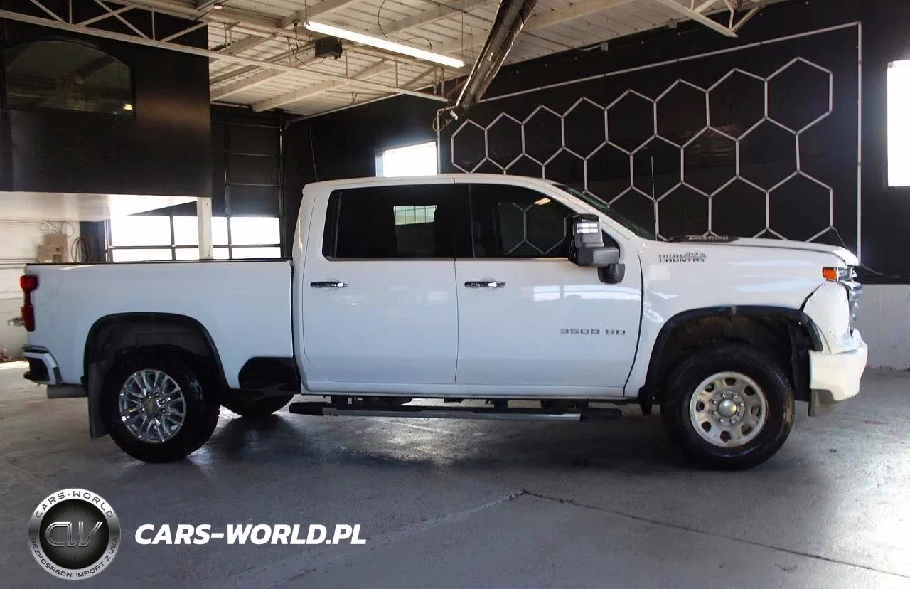 2021 Chevrolet Silverado K3500 High Country VIN:1GC4YVEY4MF217477 - 3