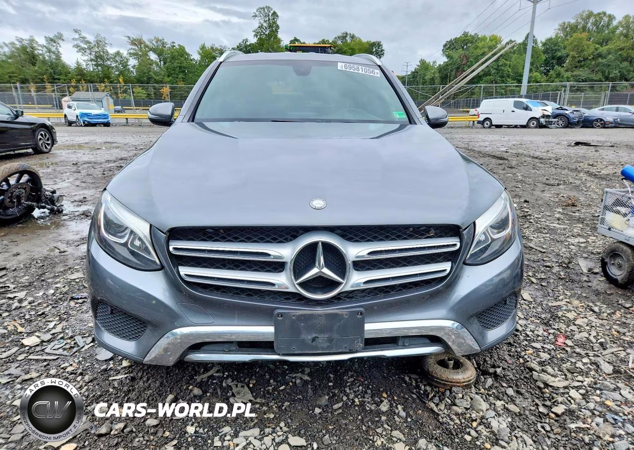 2017 Mercedes-Benz Glc 300 4Matic VIN:WDC0G4KB8HF137076 - 5