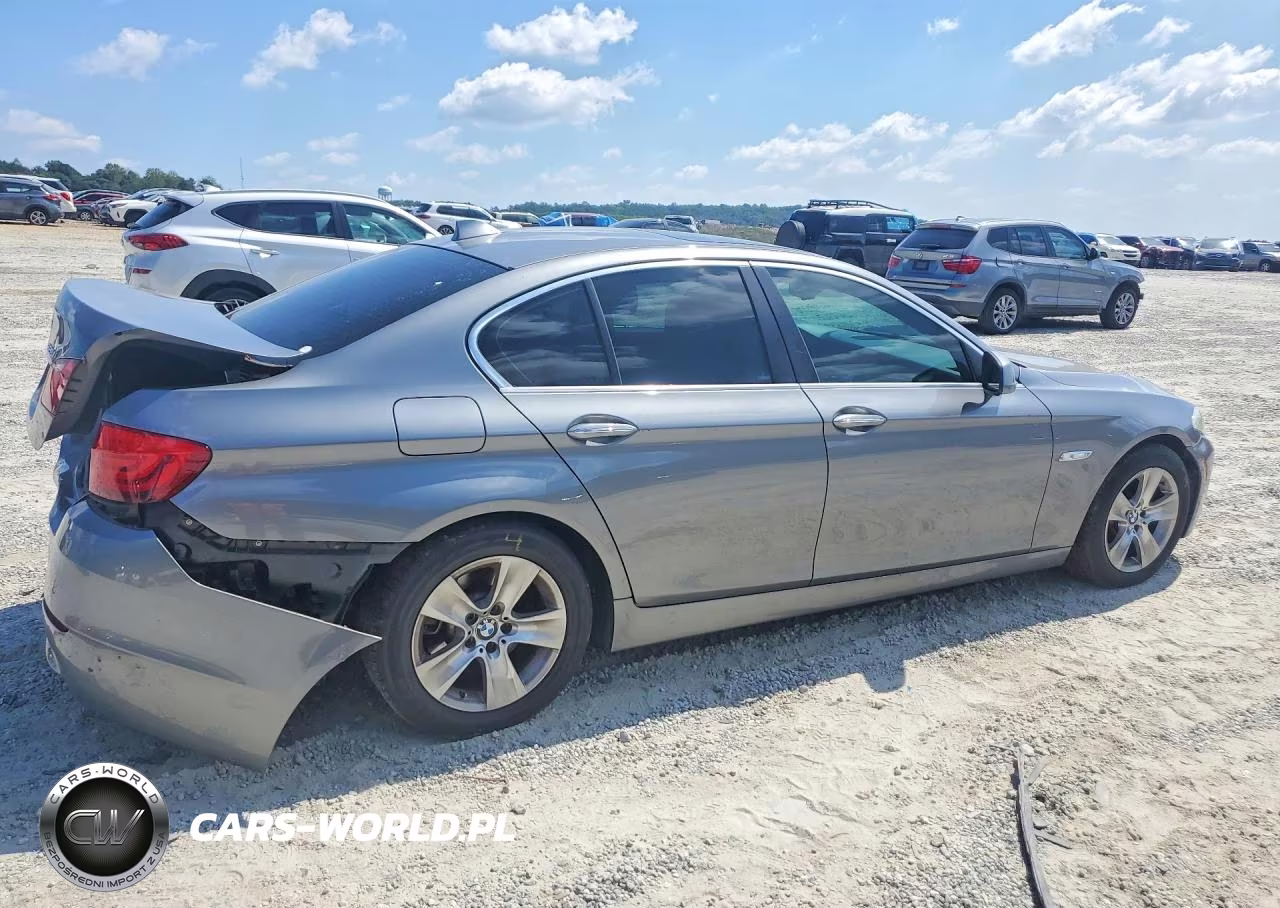 2013 BMW 528 I VIN:WBAXG5C52DDY37987 - 3