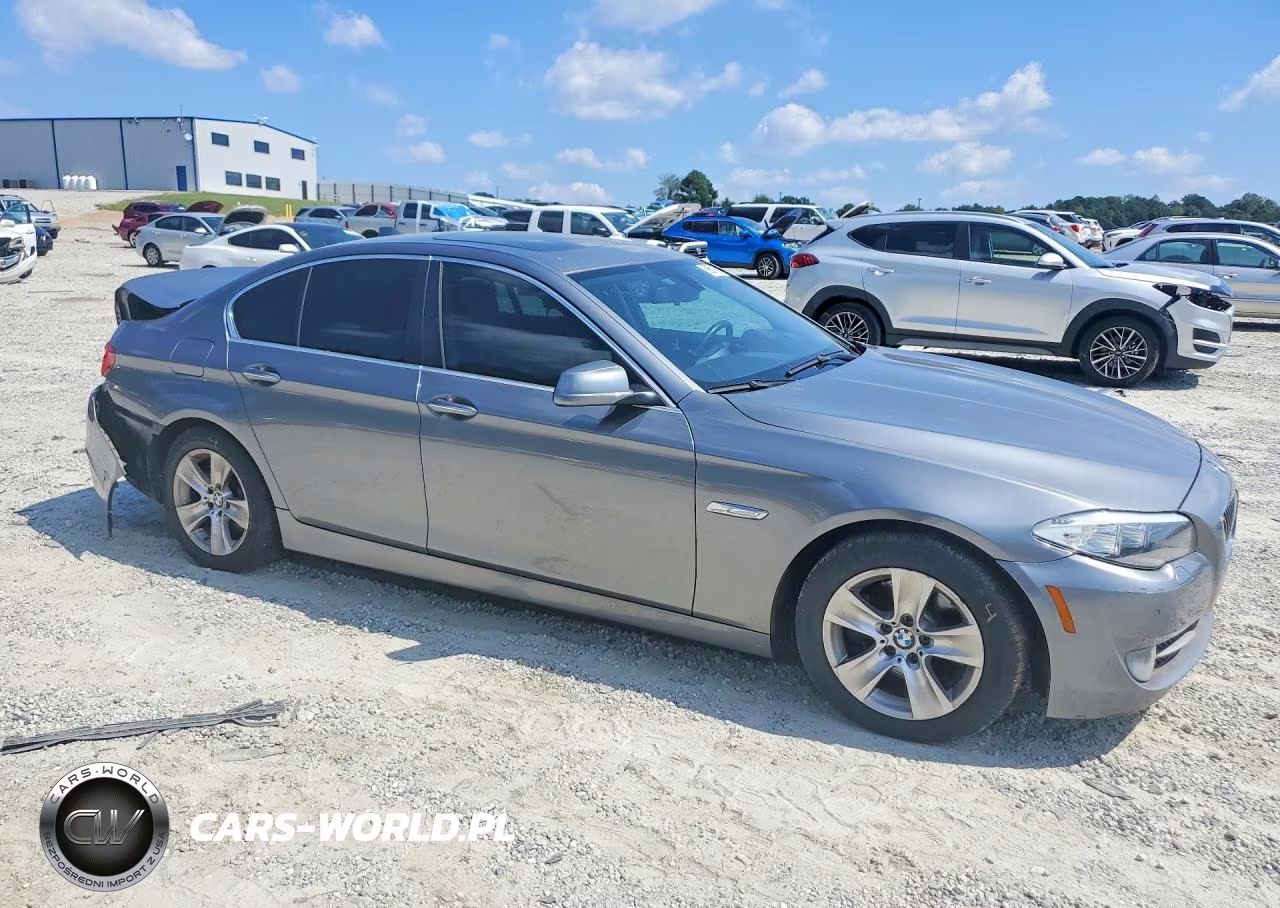 2013 BMW 528 I VIN:WBAXG5C52DDY37987 - 4