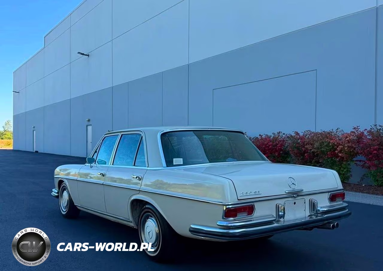 1967 Mercedes-Benz 250Se Automatic VIN:12034825 - 3