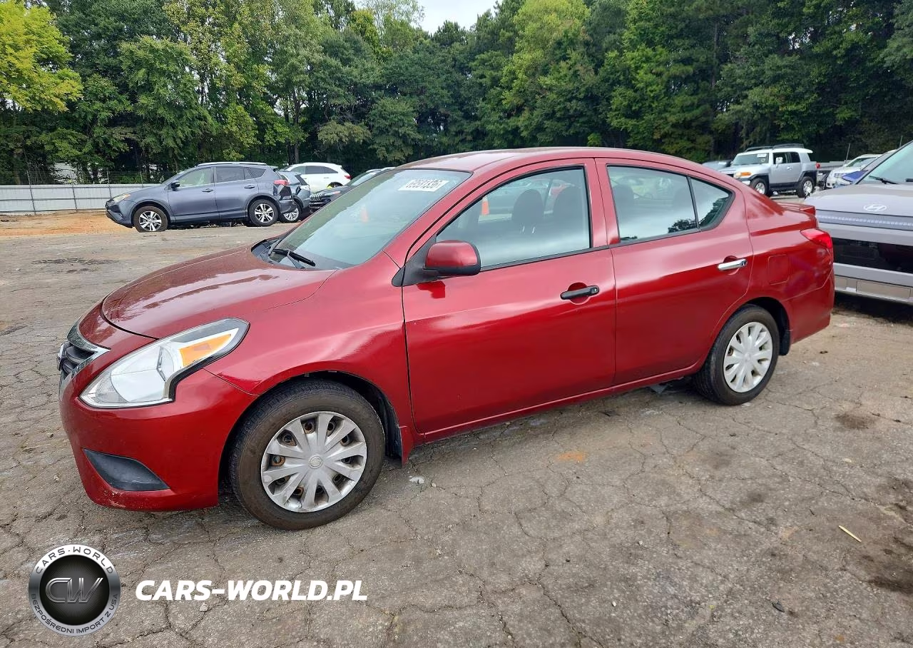 2019 Nissan Versa S Plus