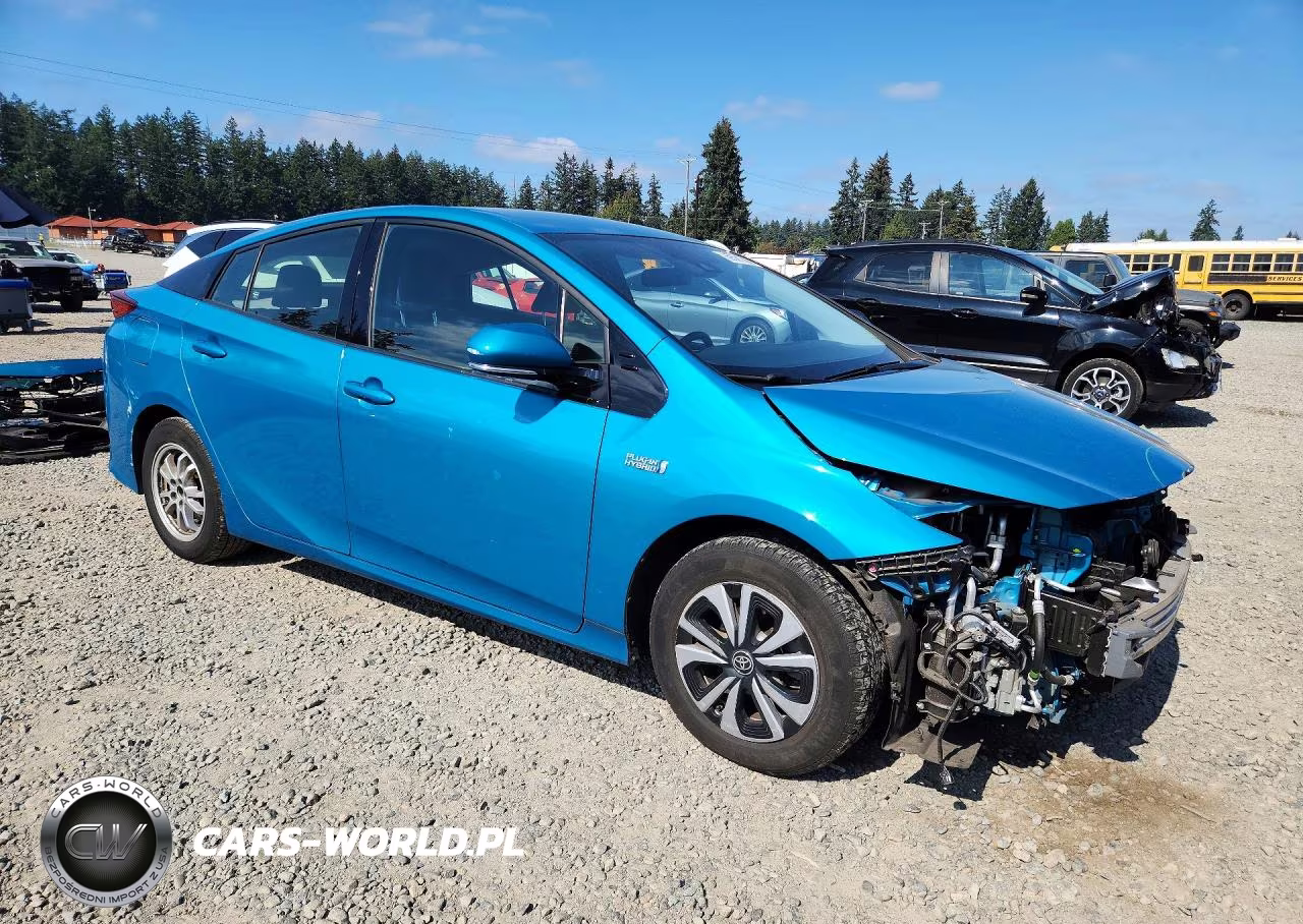 2017 Toyota Prius Prime Premium VIN:JTDKARFP3H3017383 - 4