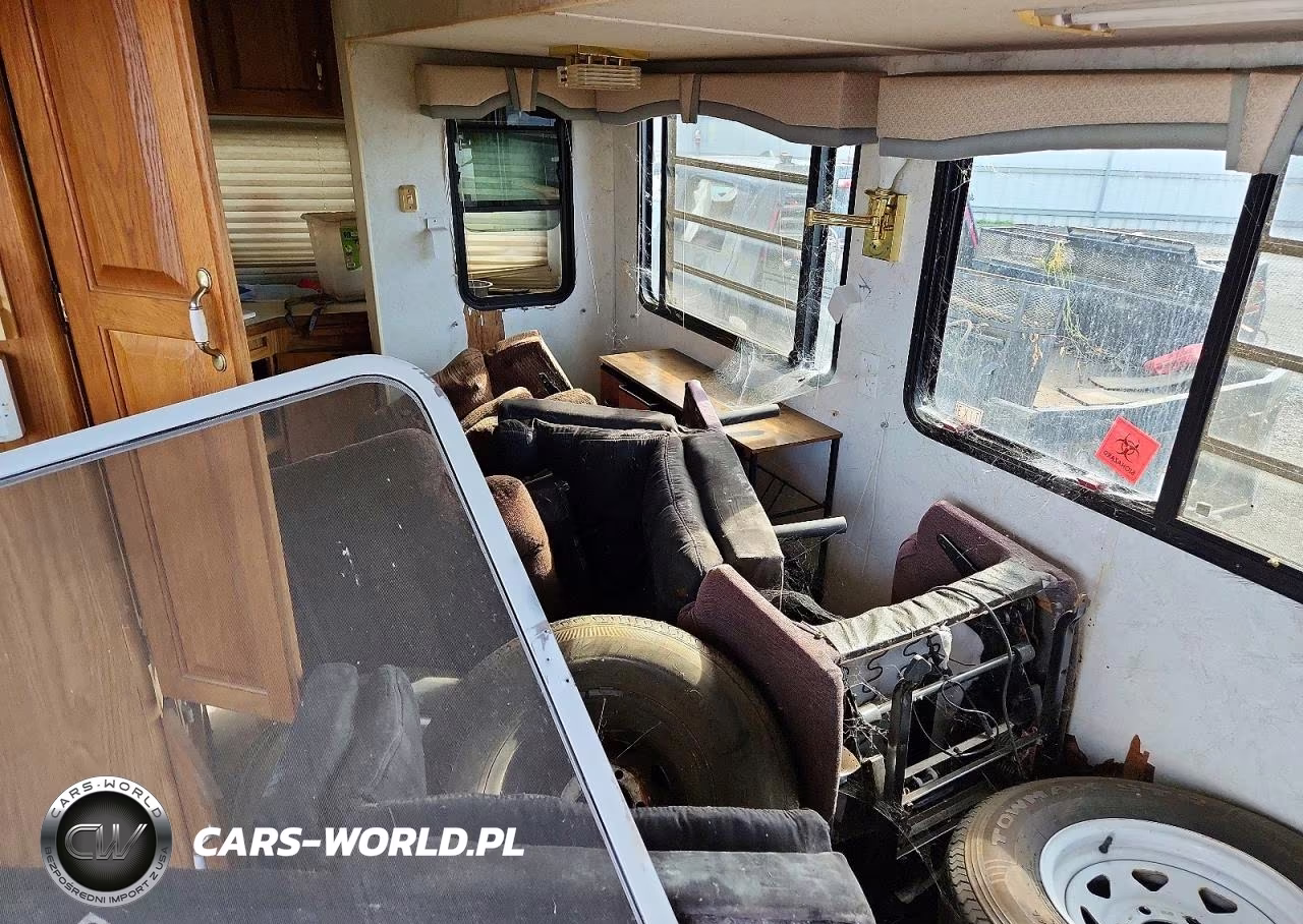 1998 Hitchhiker Ii 5Th Wheel VIN:1C932JN02WA007938 - 10