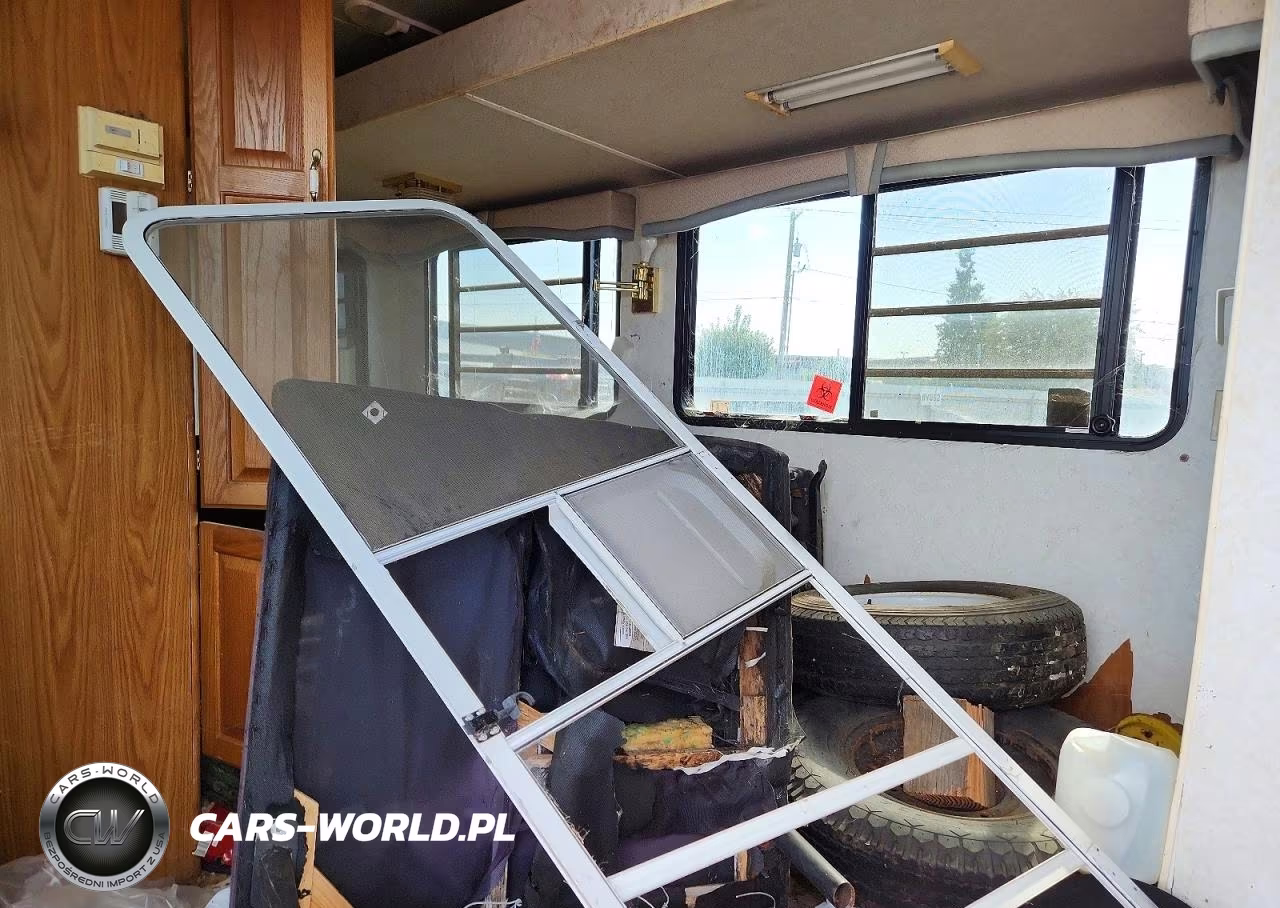 1998 Hitchhiker Ii 5Th Wheel VIN:1C932JN02WA007938 - 6