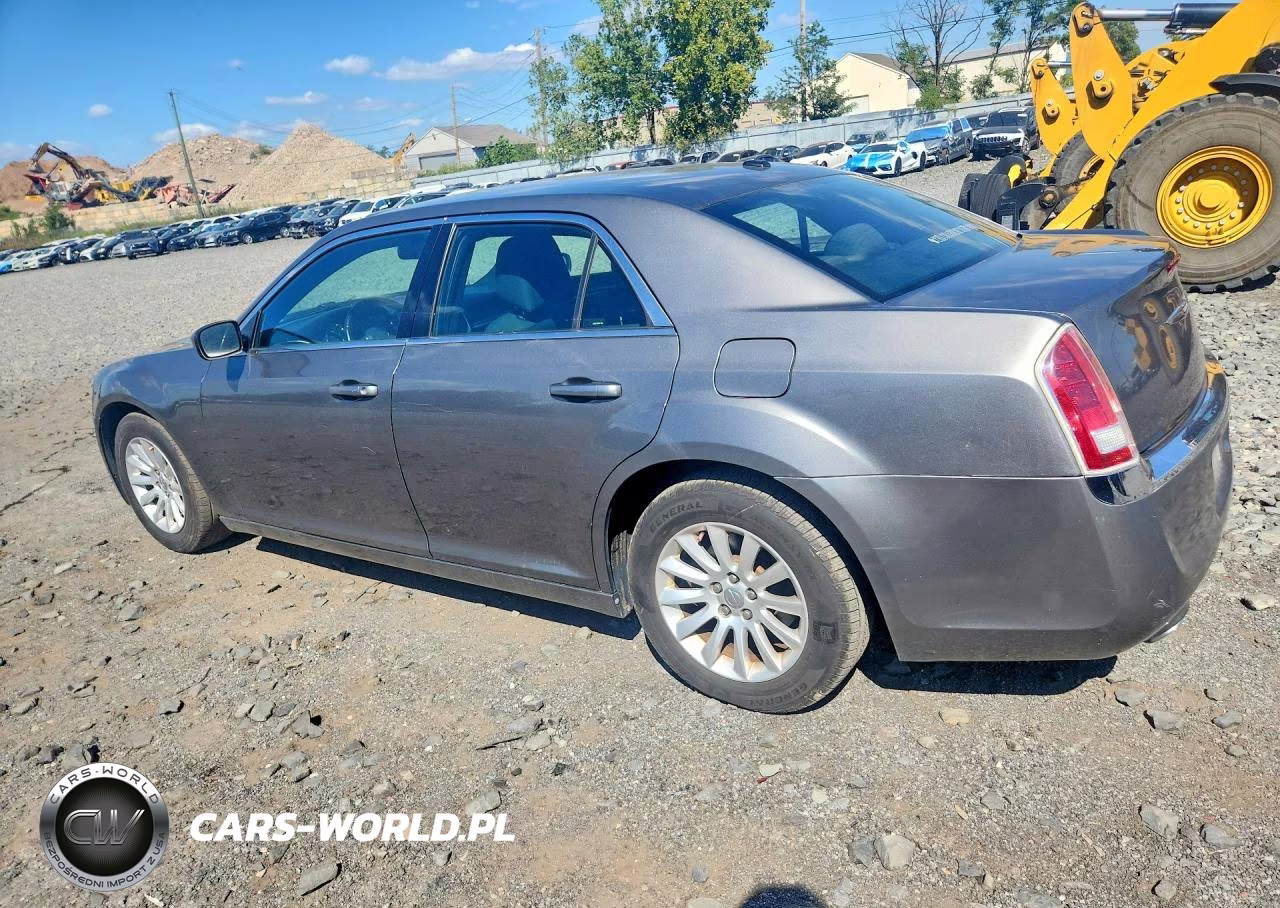 2012 Chrysler 300 VIN:2C3CCAAG9CH220036 - 2