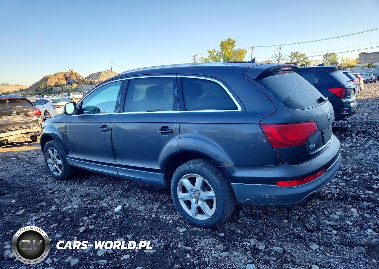 2011 Audi Q7 Premium Plus VIN:WA1LGAFE1BD010382 - 2