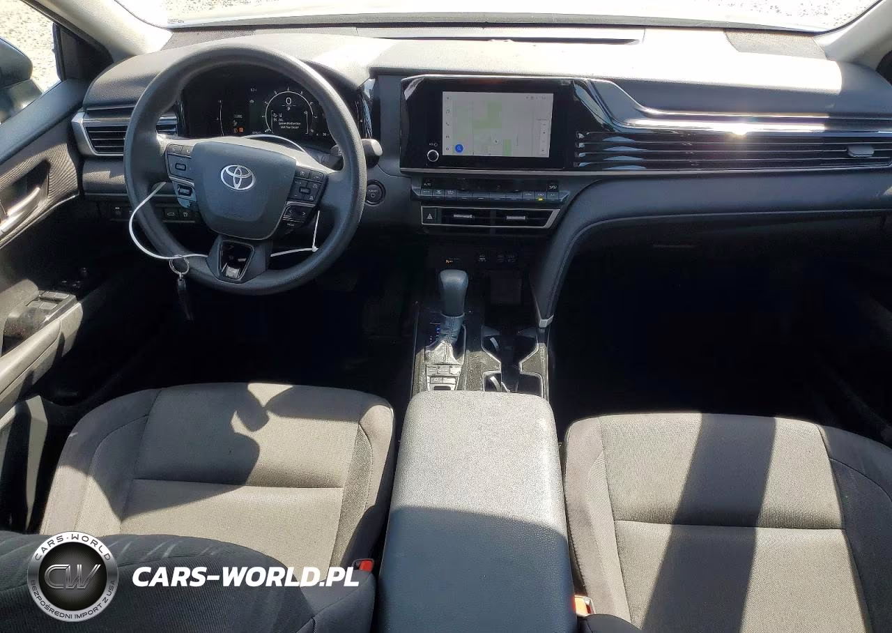 2025 Toyota Camry Le VIN:4T1DBADK6SU034724 - 8