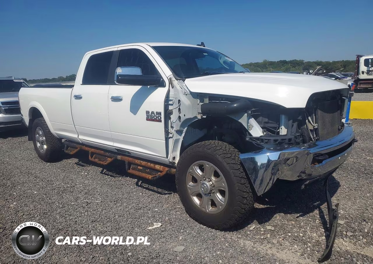 2014 Ram 3500 Laramie VIN:3C63R3JL4EG264930 - 4
