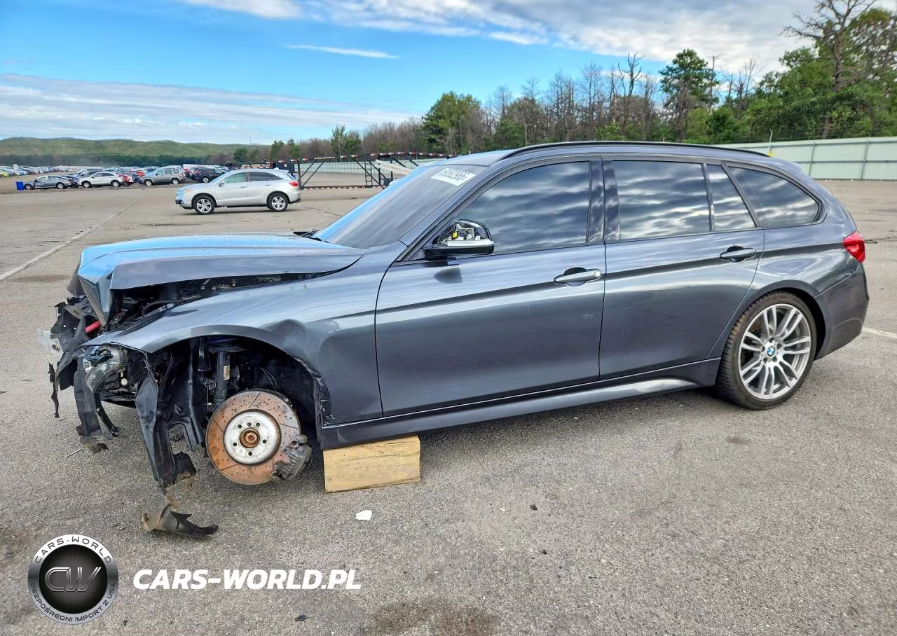 2018 BMW 330 Xi – zdjęcie 1 z 13