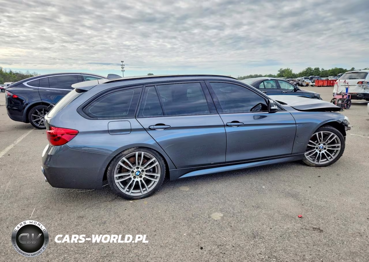 2018 BMW 330 Xi VIN:WBA8K3C50JA483665 - 3