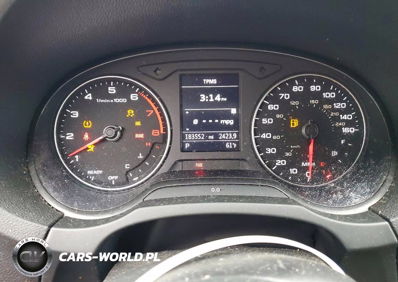 2018 Audi A3 Premium VIN:WAUAUGFF4J1071899 - 9