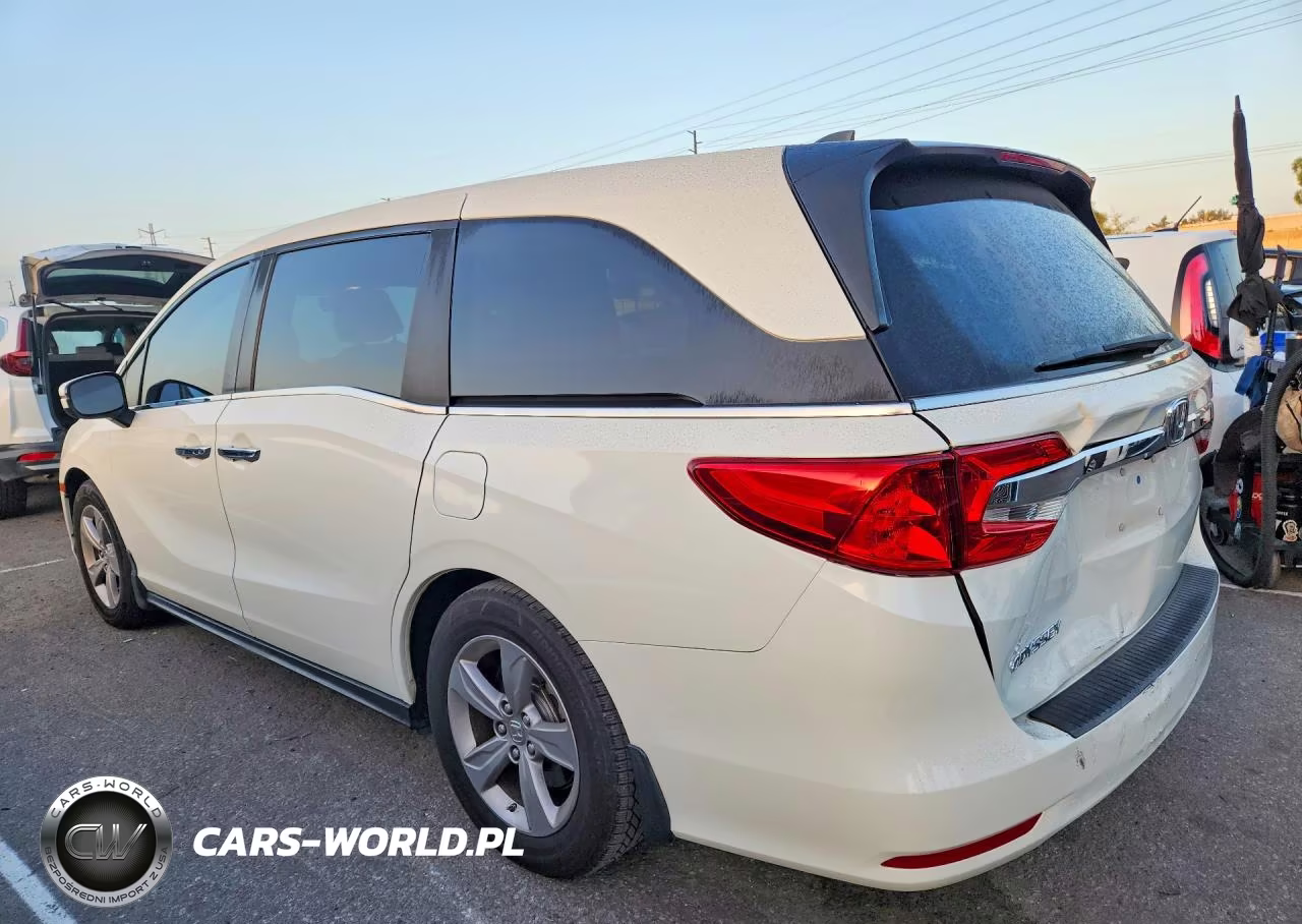 2018 Honda Odyssey Exl VIN:5FNRL6H71JB099420 - 2