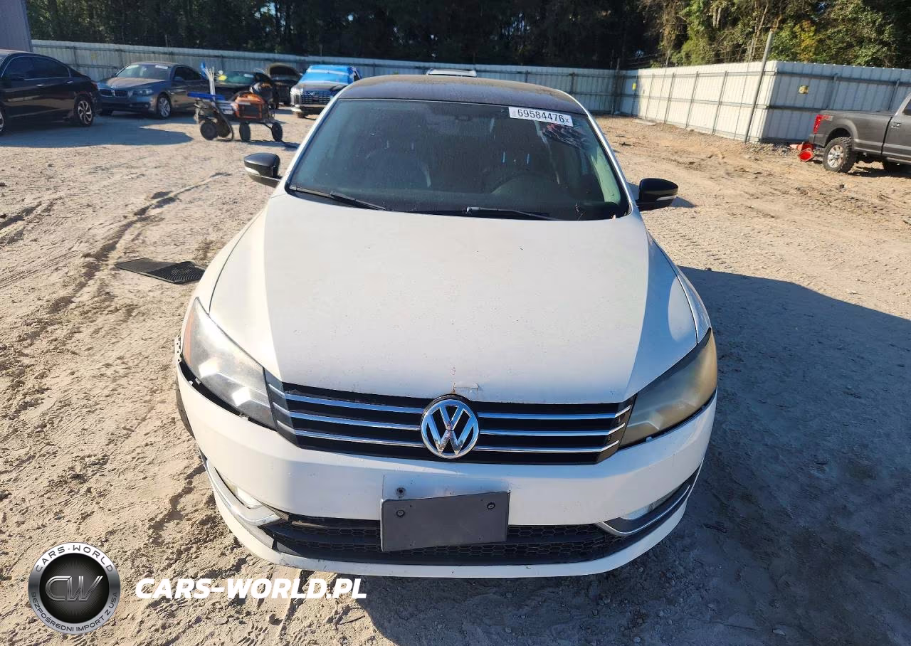 2015 Volkswagen Passat Se VIN:1VWBT7A32FC071688 - 5