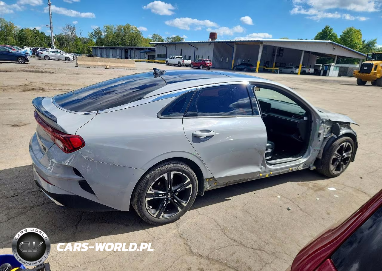2021 Kia K5 Gt Line VIN:5XXG64J27MG078929 - 3