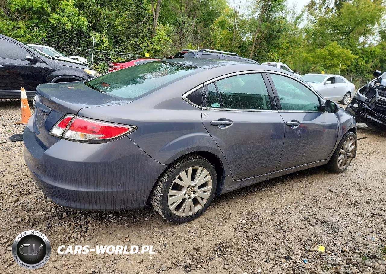 2010 Mazda 6 I VIN:1YVHZ8CH4A5M42318 - 3