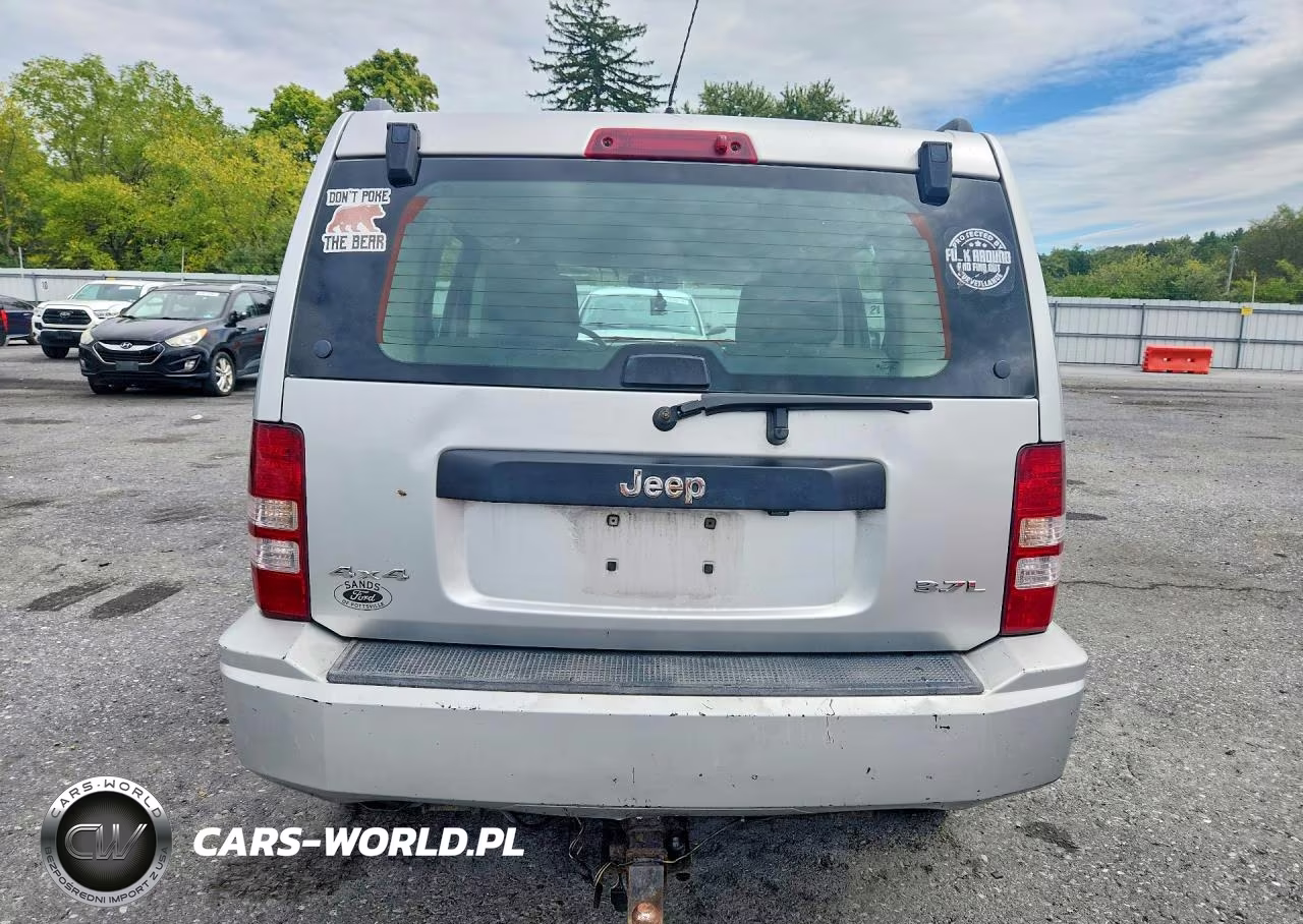 2008 Jeep Liberty Sport VIN:1J8GN28K98W132273 - 6