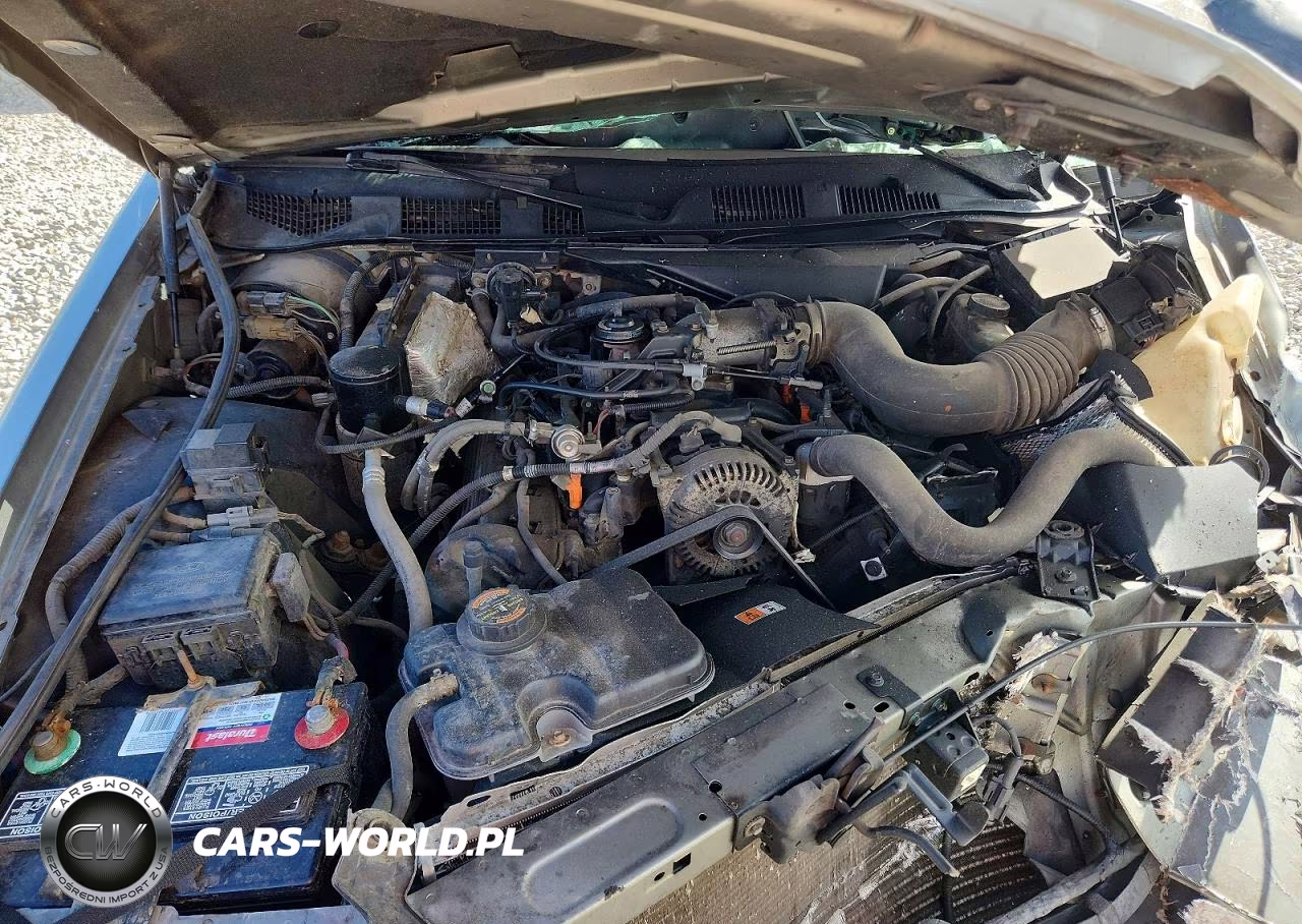 2000 Ford Crown Victoria VIN:2FAFP73W7YX158126 - 11