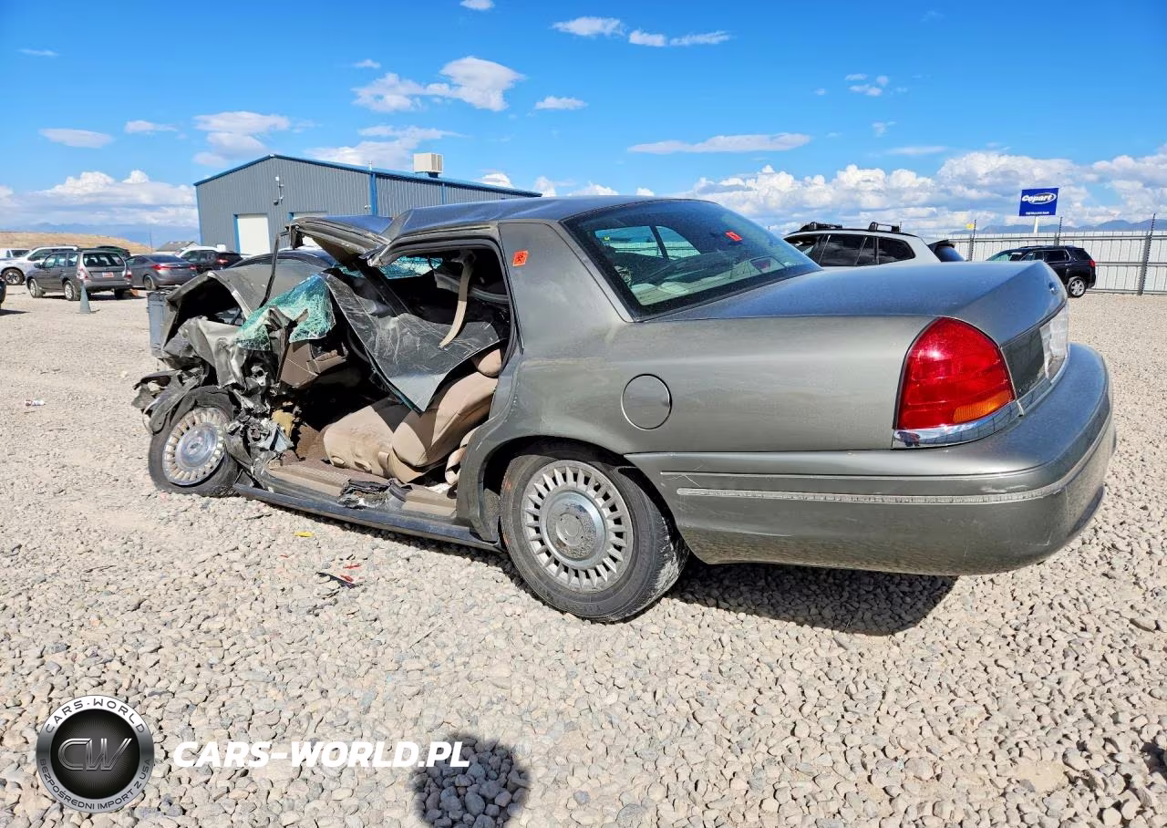 2000 Ford Crown Victoria VIN:2FAFP73W7YX158126 - 2