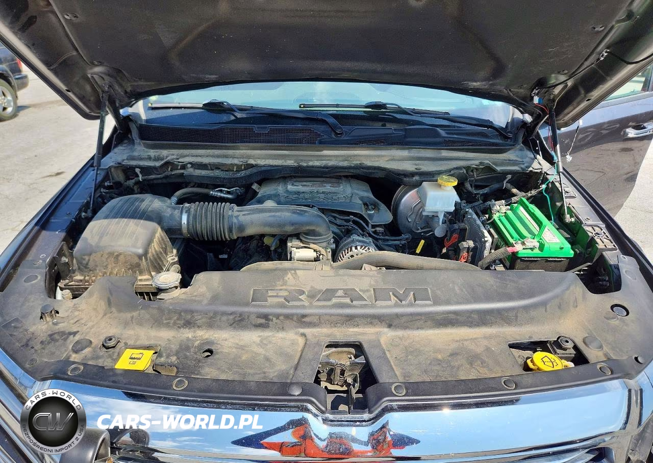 2020 Ram 1500 Laramie VIN:1C6SRFJTXLN244182 - 11