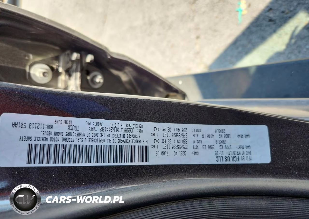 2020 Ram 1500 Laramie VIN:1C6SRFJTXLN244182 - 12