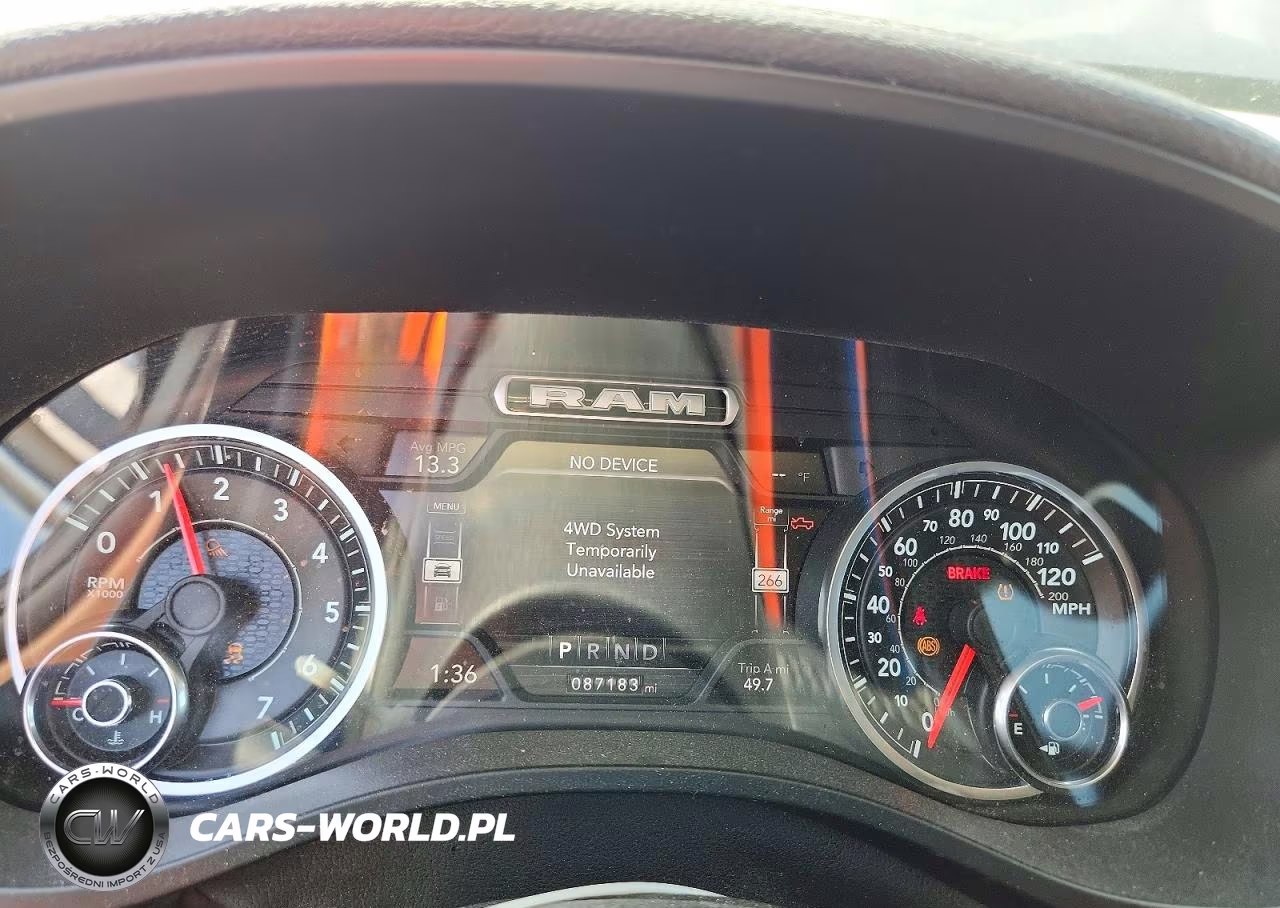 2020 Ram 1500 Laramie VIN:1C6SRFJTXLN244182 - 9