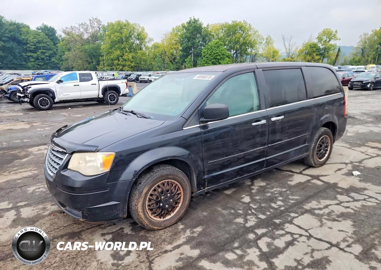 2010 Chrysler Town & Country Lx VIN:2A4RR4DE3AR214167 - 1