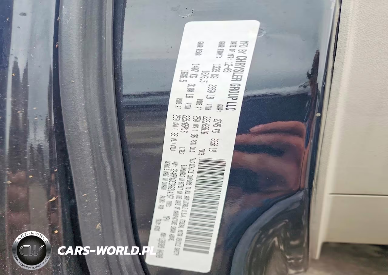 2010 Chrysler Town & Country Lx VIN:2A4RR4DE3AR214167 - 13