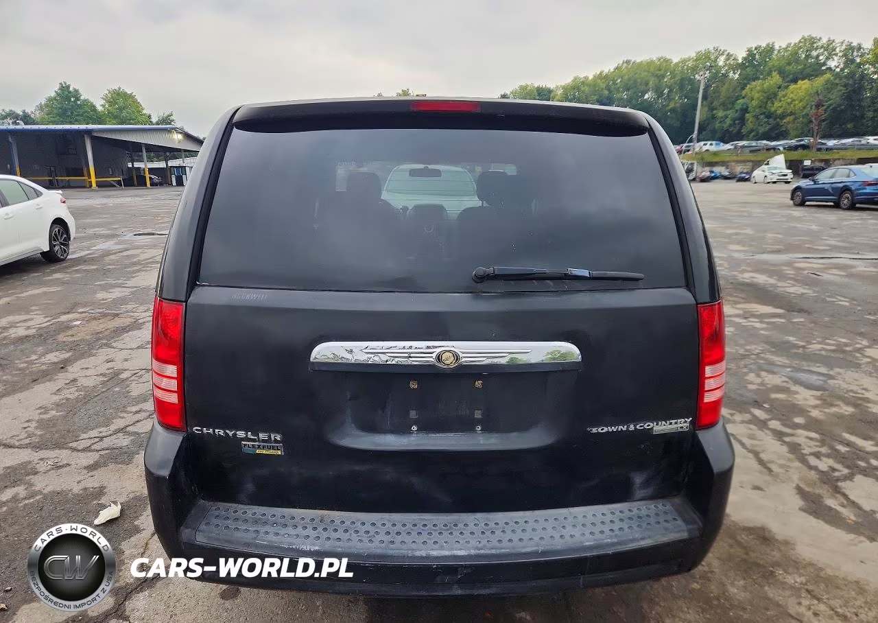 2010 Chrysler Town & Country Lx VIN:2A4RR4DE3AR214167 - 6