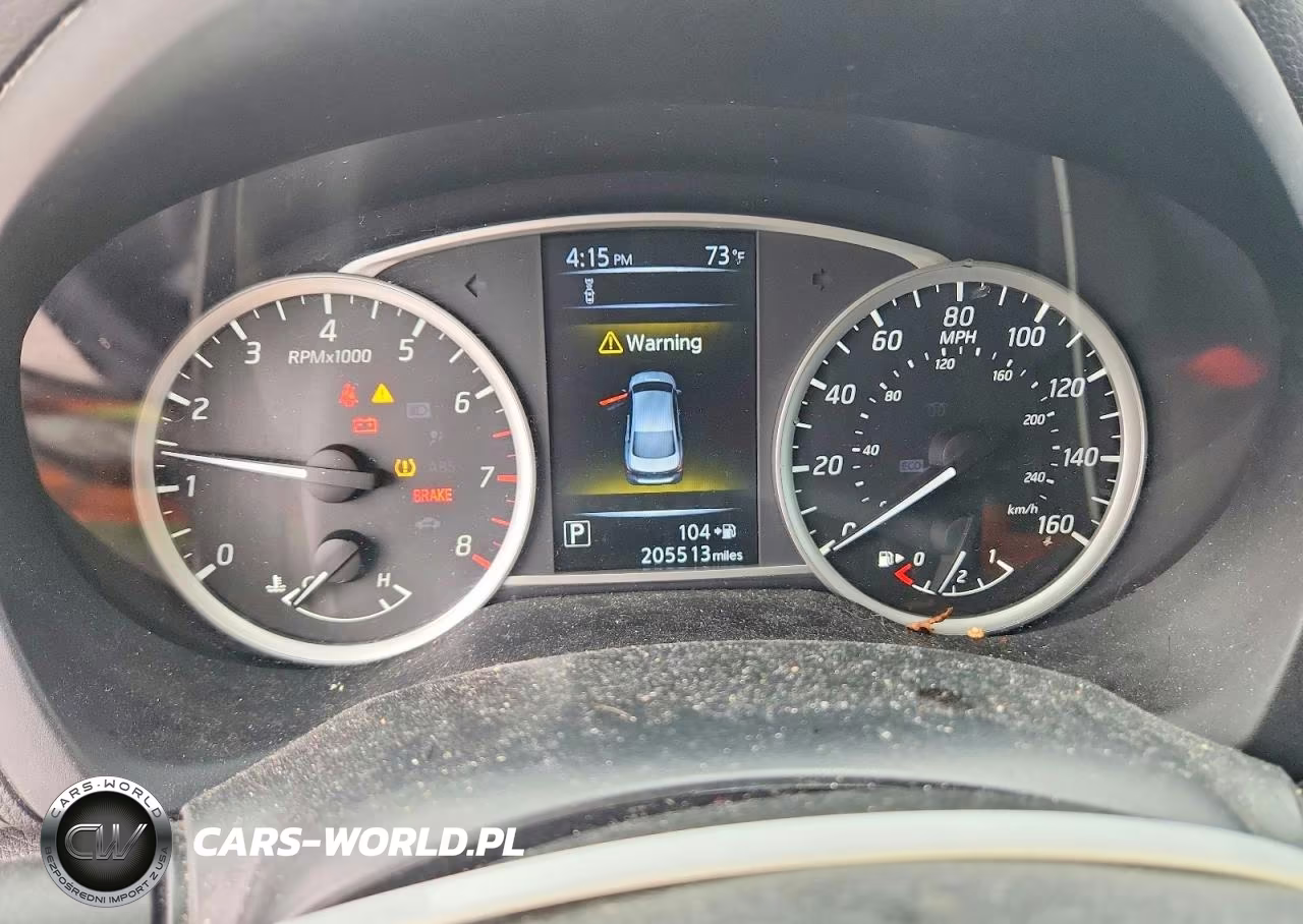 2018 Nissan Sentra S VIN:3N1AB7APXJY276523 - 9